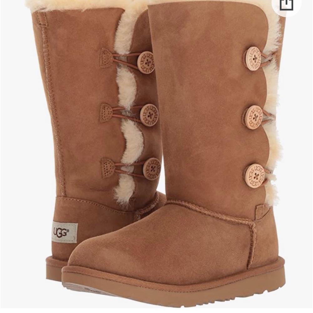 UGG Bailey Button Triplet Boot. Size Kids 4/Fits Women’s 6. Lightly Worn